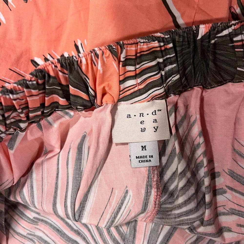NWOT TROPICAL POCKET SKIRT WOMEN MEDIUM A DAY FLARE FAN PALM PRINT PLANT PINK - Picture 3 of 3